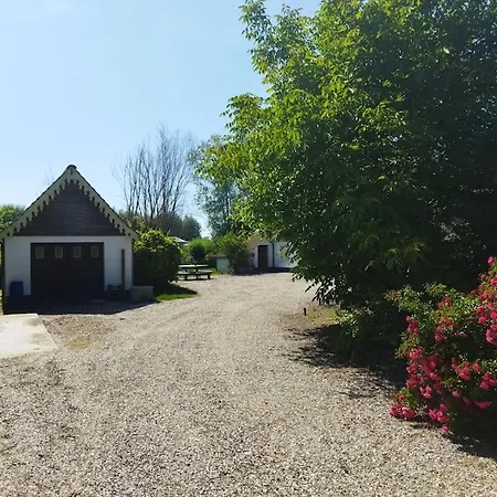 La Fermette Hotell Favières